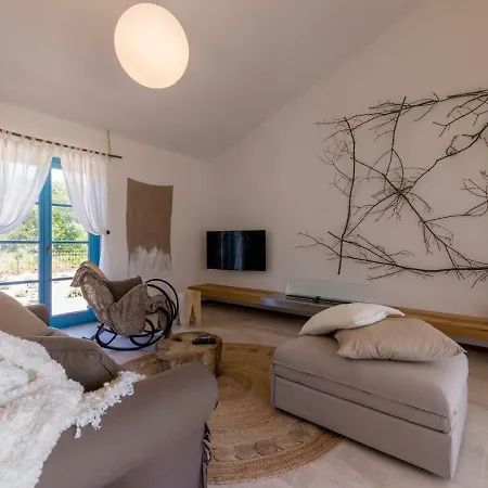 Griota By Interhome