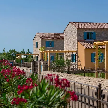Griota By Interhome Vilanija